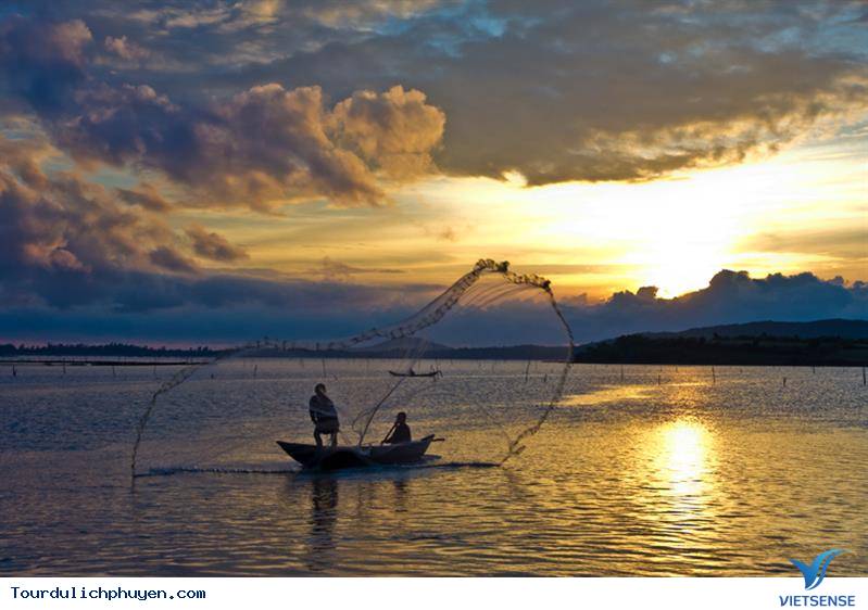 Sự tích Đầm Ô Loan