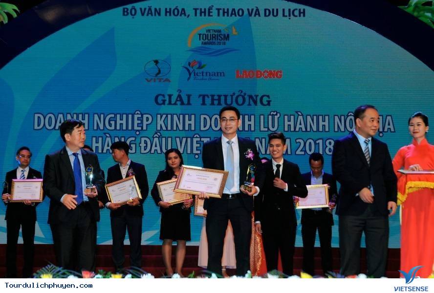 VietSense Travel: Chặng đường 9 năm và những giải thưởng danh giá - Ảnh 2 VietSense Travel: Chặng đường 9 năm và những giải thưởng danh giá - Ảnh 2